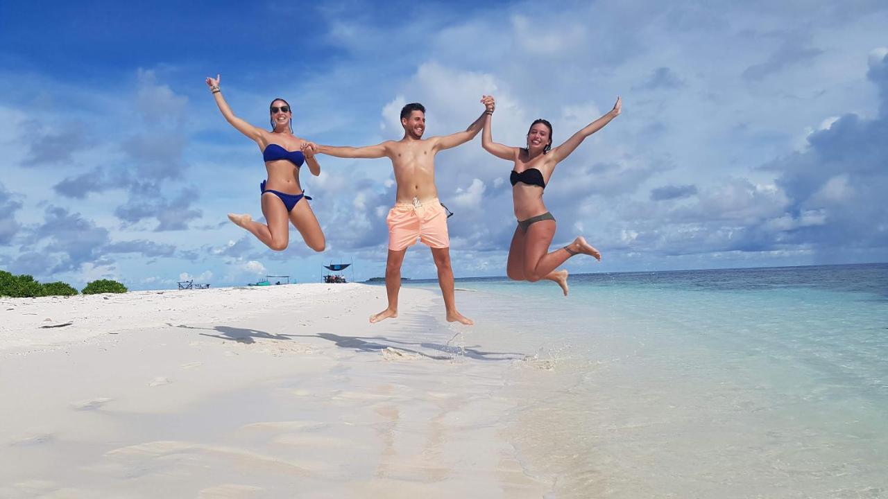 Beach Star Maldives Hangnaameedhoo Buitenkant foto