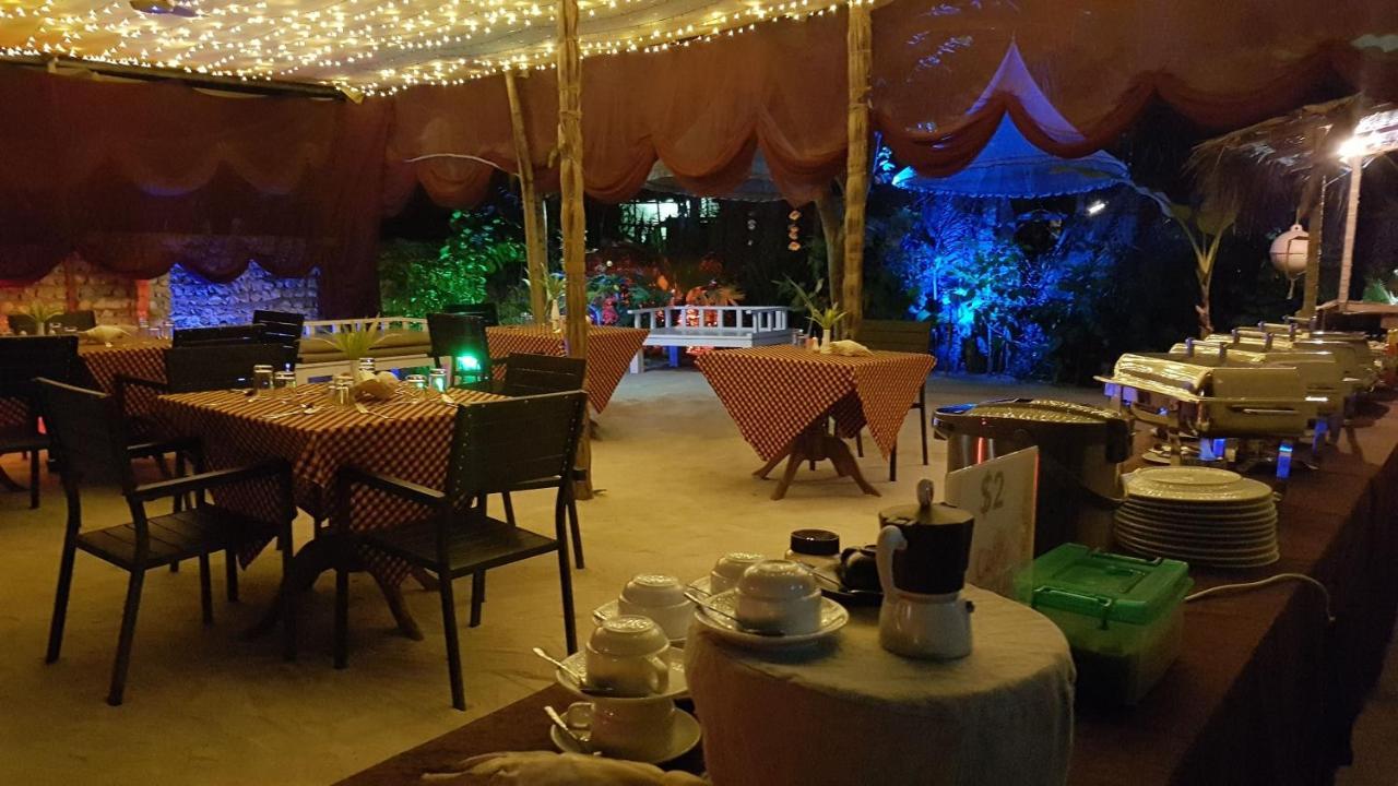 Beach Star Maldives Hangnaameedhoo Buitenkant foto