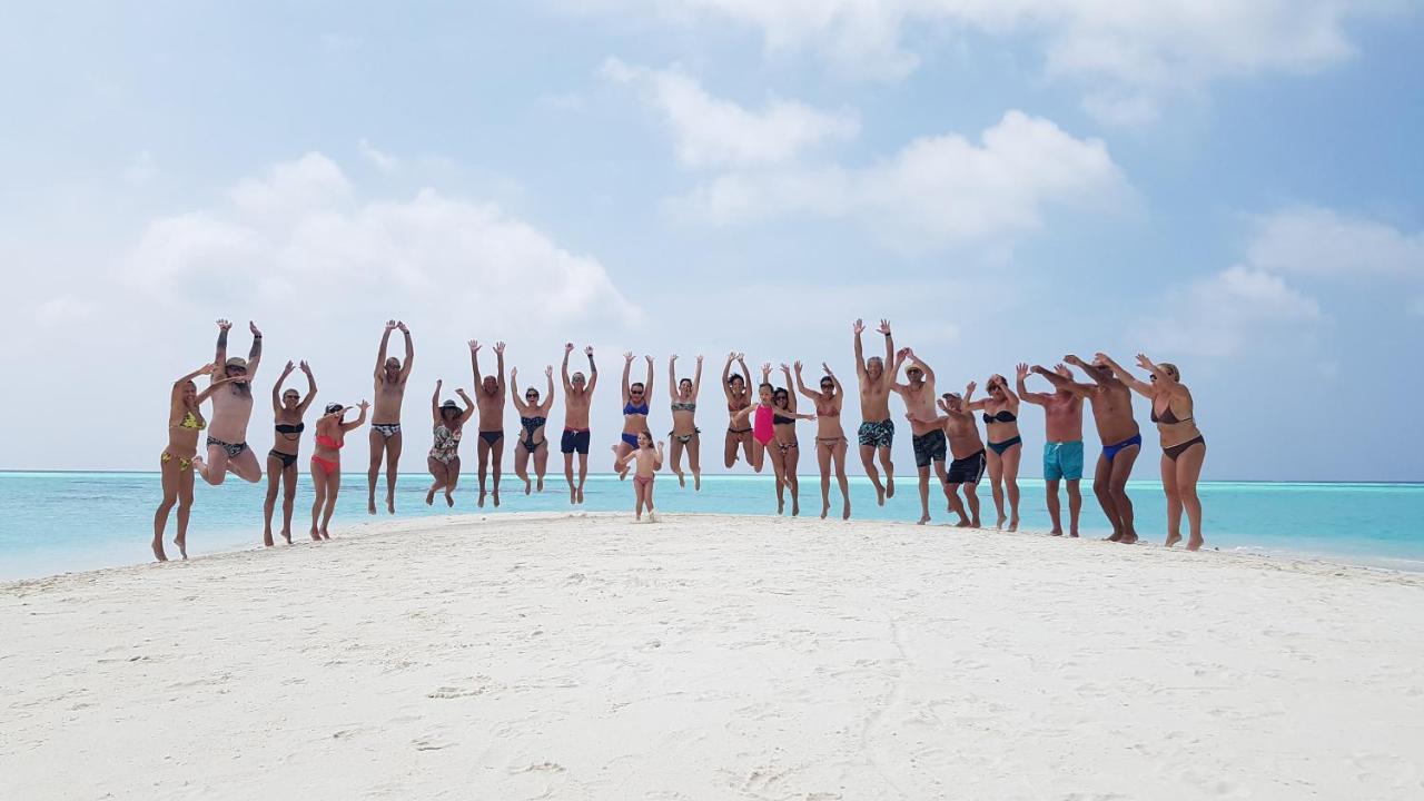 Beach Star Maldives Hangnaameedhoo Buitenkant foto
